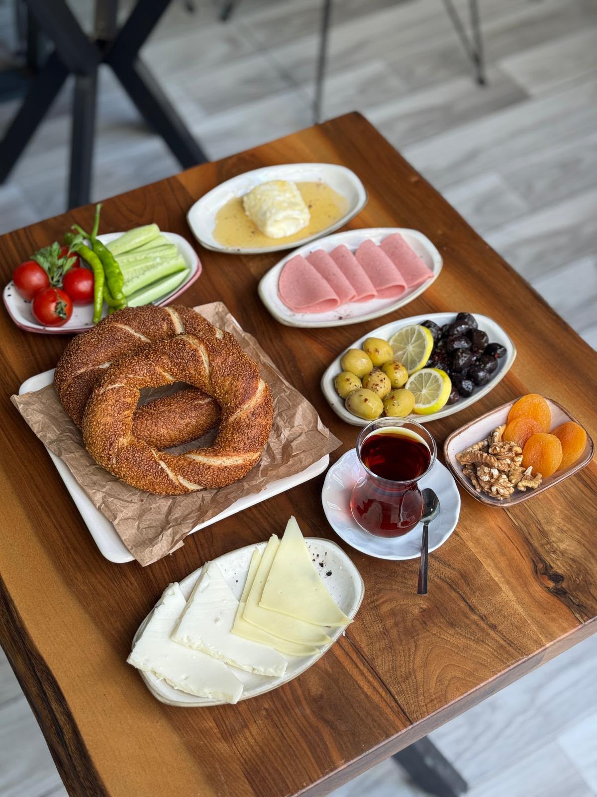 Pilitam serpme fırın kahvaltısı